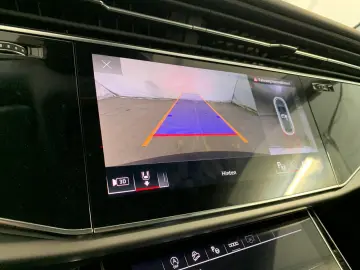 AUDI Q8 quattro S-Line ACC VIRTUAL 360 KAM AHK