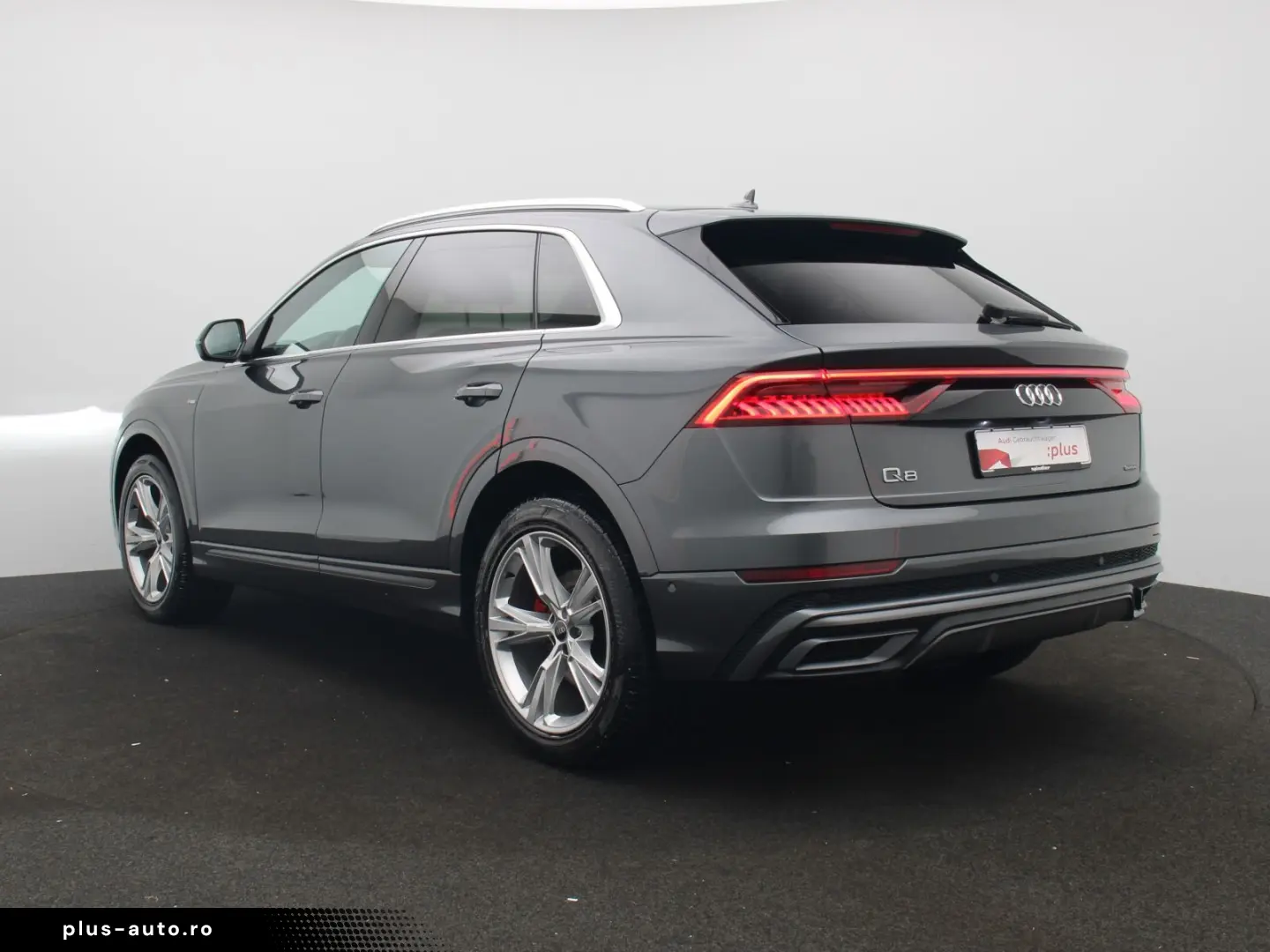 AUDI Q8 S-Line select 45 TDI quattro   Standh  Pano