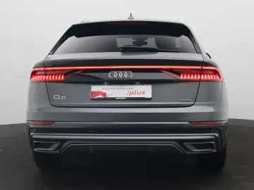 AUDI Q8 S-Line select 45 TDI quattro   Standh  Pano