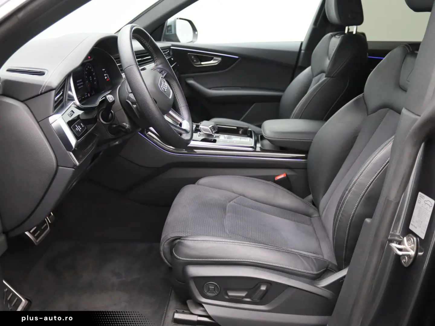 AUDI Q8 S-Line select 45 TDI quattro   Standh  Pano
