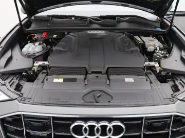 AUDI Q8 S-Line select 45 TDI quattro   Standh  Pano