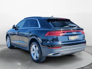 AUDI Q8 55 TFSI q. Tiptr.  ACC  Ambiente Plus  Memory