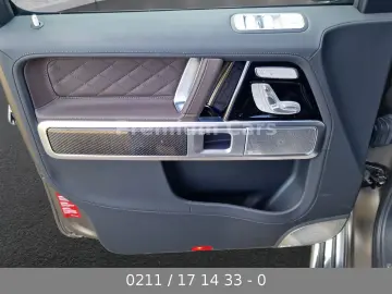 MERCEDES-BENZ G 63 AMG   Fond Entertainment  Standhe…