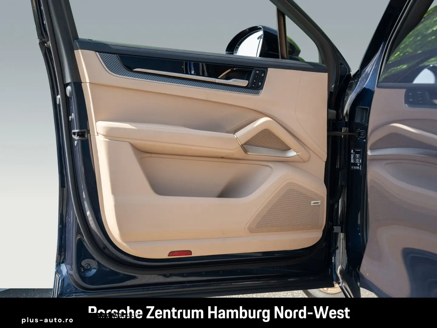 PORSCHE Cayenne S Coupe PASM InnoDrive ParkAssistent