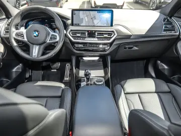 BMW X4 xDrive30d M Sport PANO ACC AHK RFK NAVI LED