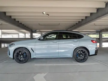 BMW X4 30d M Sport ACC Pano AHK Standhzg. Laser HUD