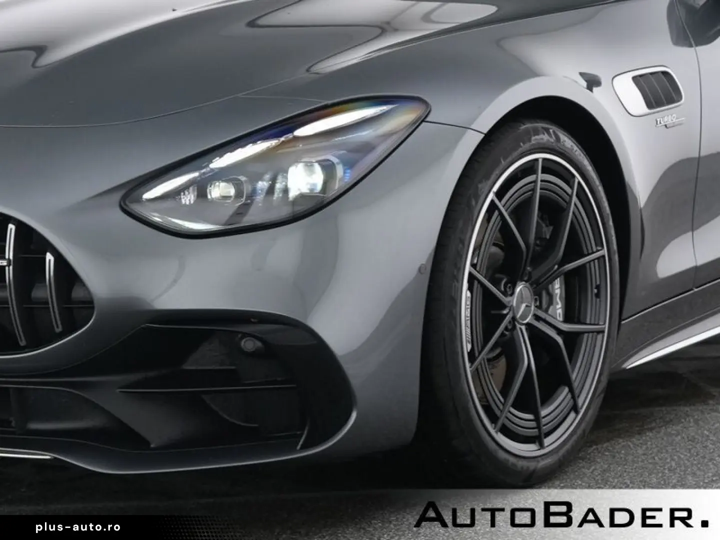 MERCEDES-BENZ GT 43 Premium