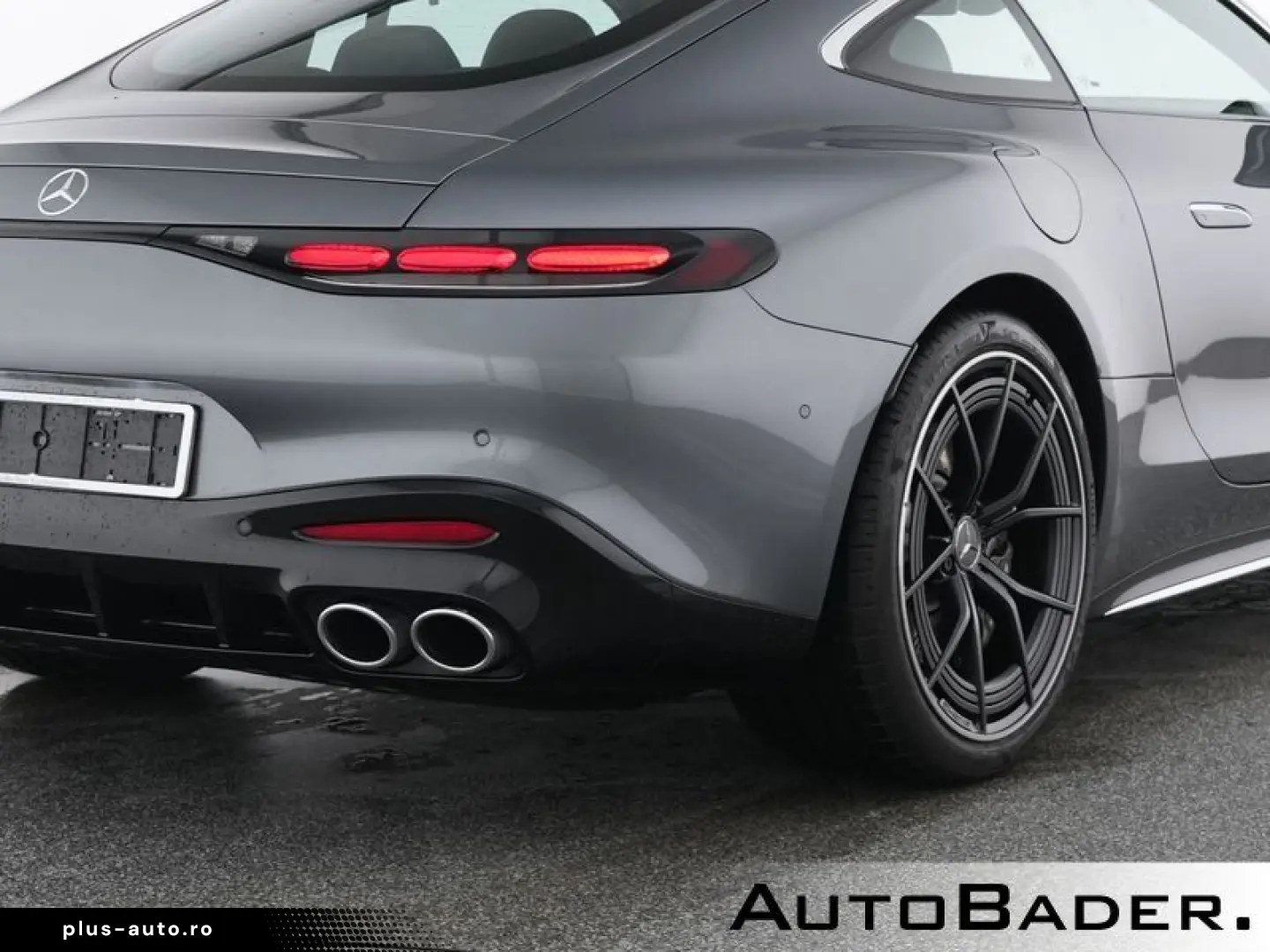 MERCEDES-BENZ GT 43 Premium
