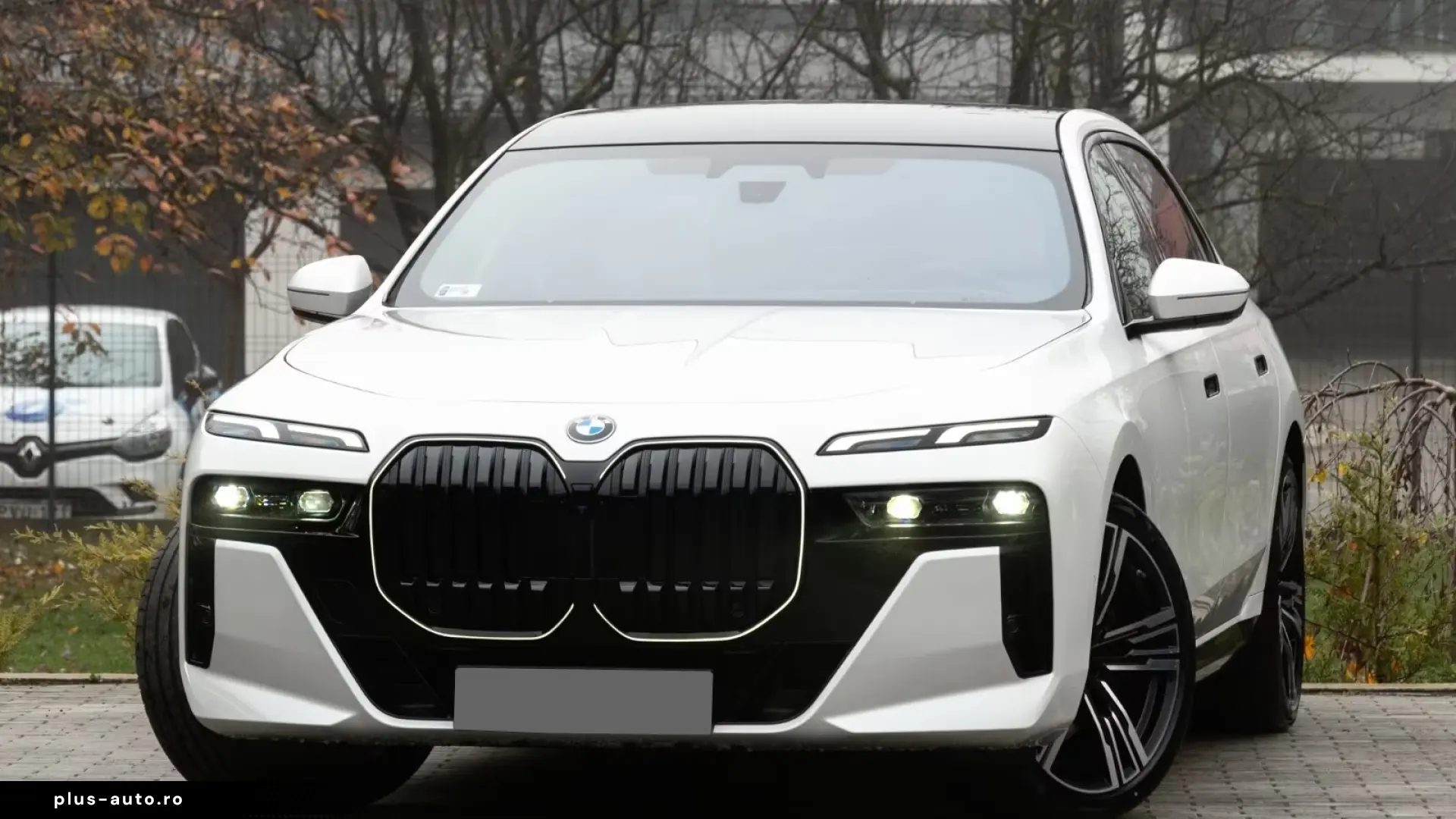 BMW 740d xDrive M Sport   Finanțare Leasing