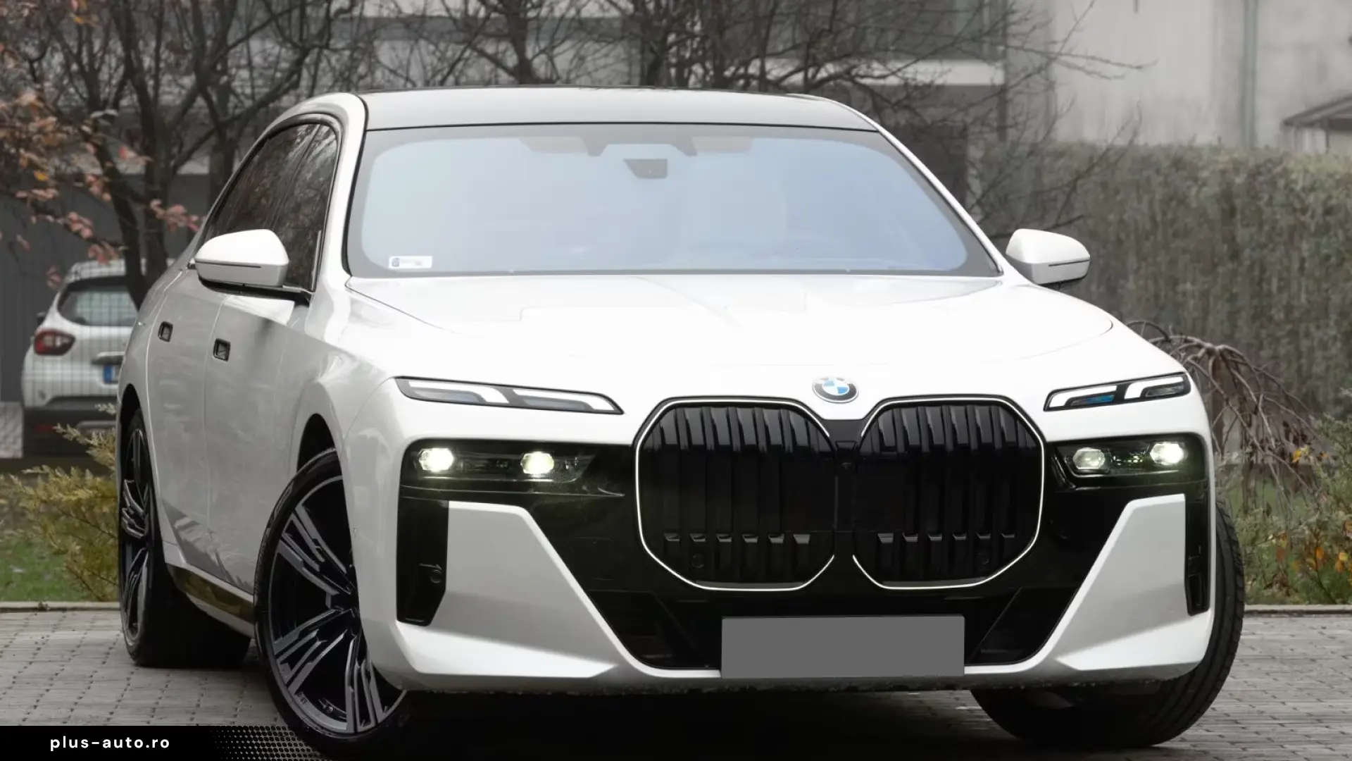 BMW 740d xDrive M Sport   Finanțare Leasing