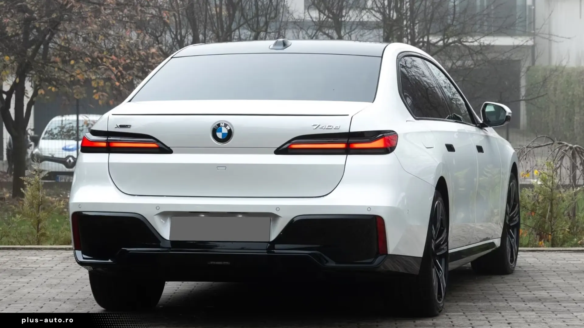 BMW 740d xDrive M Sport   Finanțare Leasing