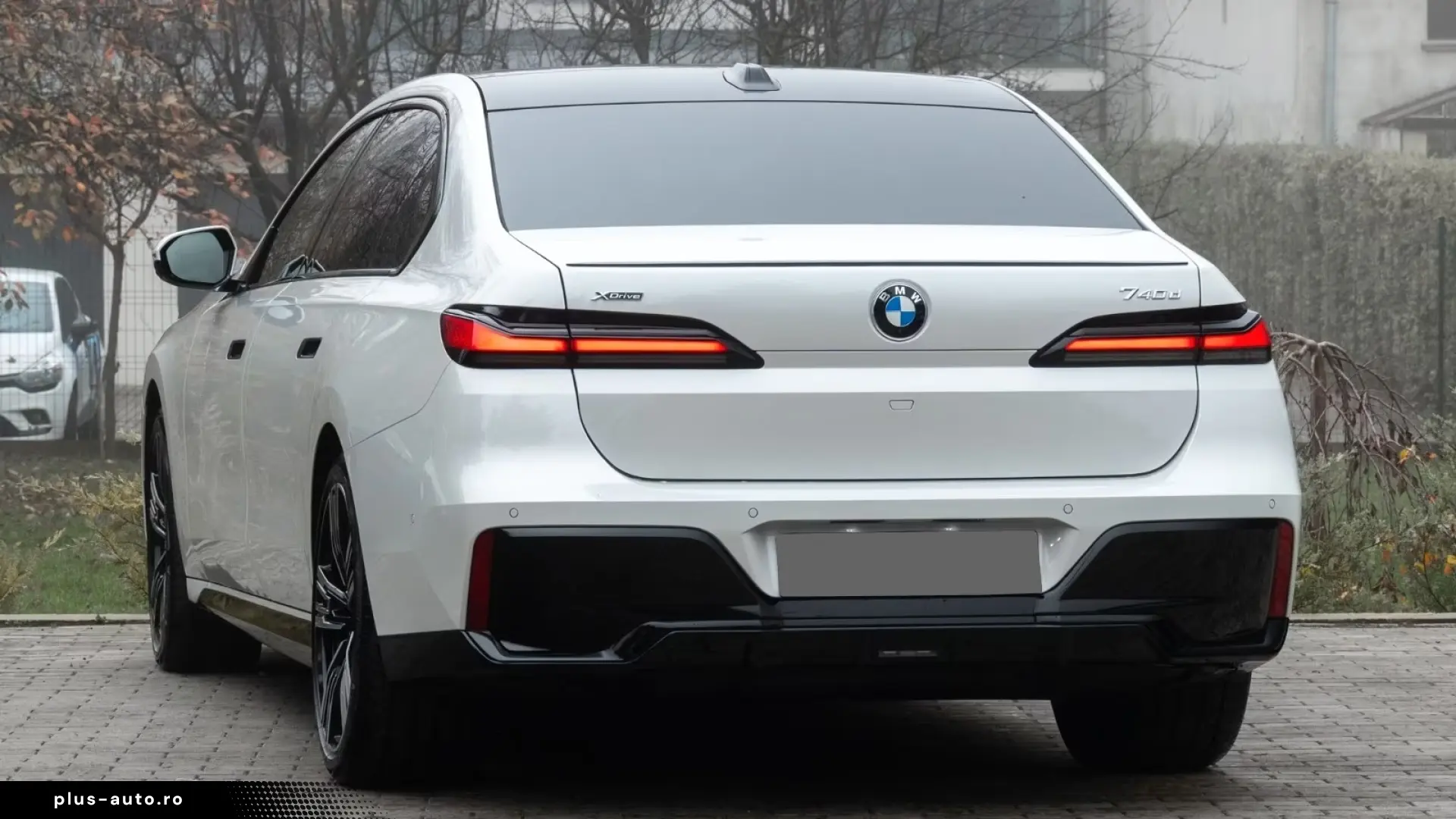 BMW 740d xDrive M Sport   Finanțare Leasing