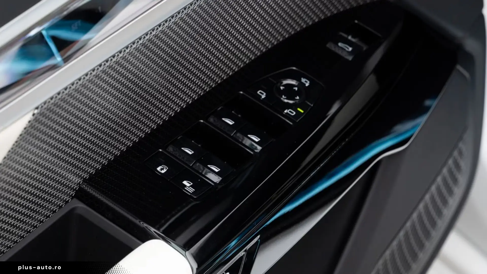 BMW 740d xDrive M Sport   Finanțare Leasing