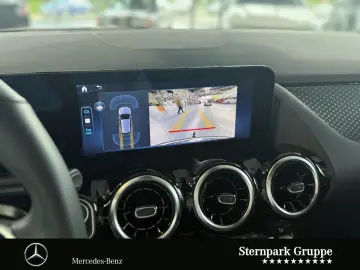 MERCEDES-BENZ GLA 220 d 4M Progressive MultiBeam AHK…