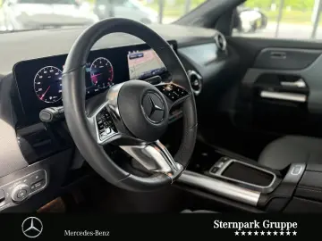 MERCEDES-BENZ GLA 220 d 4M Progressive MultiBeam AHK…