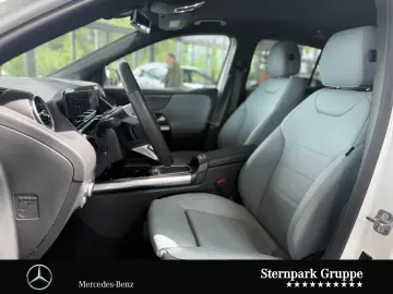 MERCEDES-BENZ GLA 220 d 4M Progressive MultiBeam AHK…