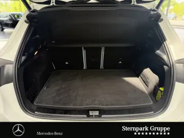 MERCEDES-BENZ GLA 220 d 4M Progressive MultiBeam AHK…
