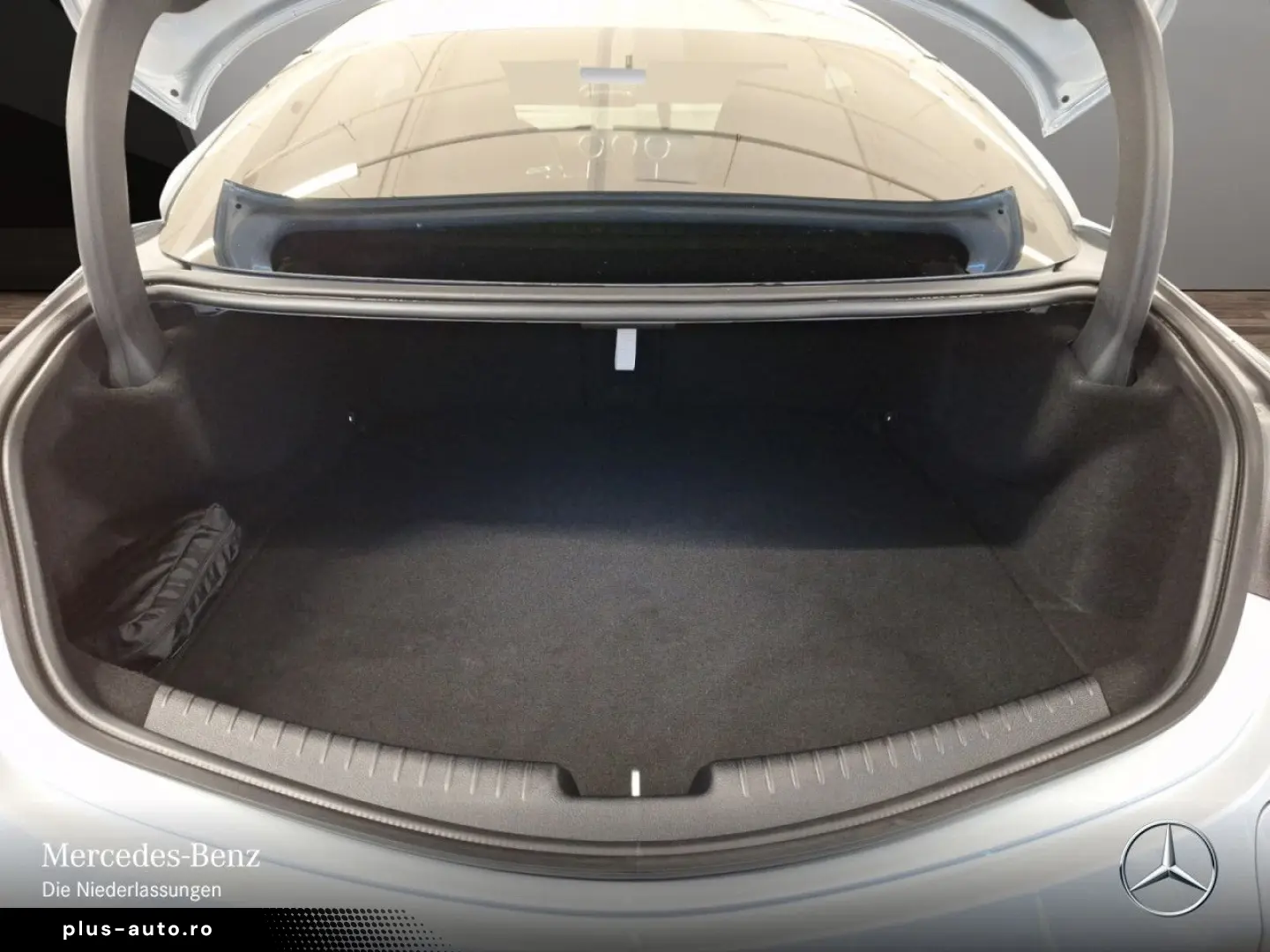 MERCEDES-BENZ CLE 300 e Coupe AMG Premium Night 3DSound Pano