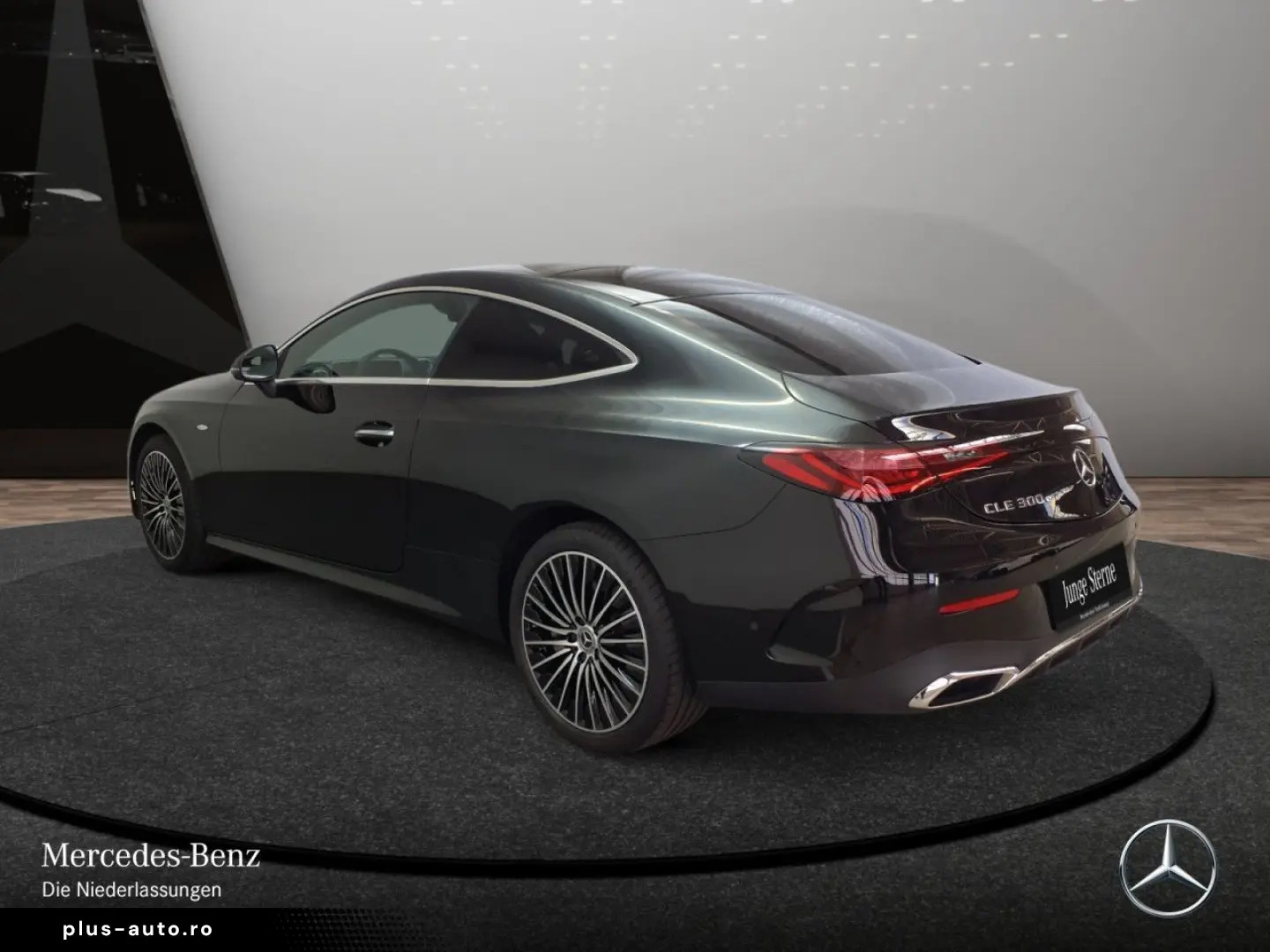 MERCEDES-BENZ CLE 300 e AMG PREMIUM  Pano Digital Burm3D HUD