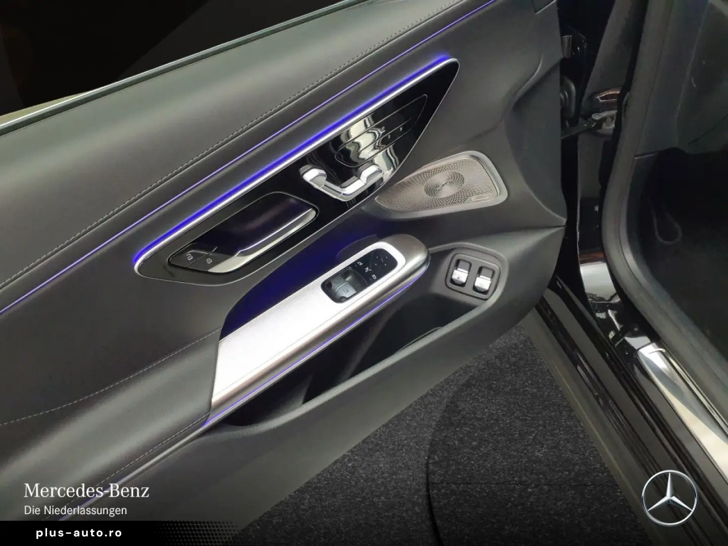 MERCEDES-BENZ CLE 300 e AMG PREMIUM  Pano Digital Burm3D HUD