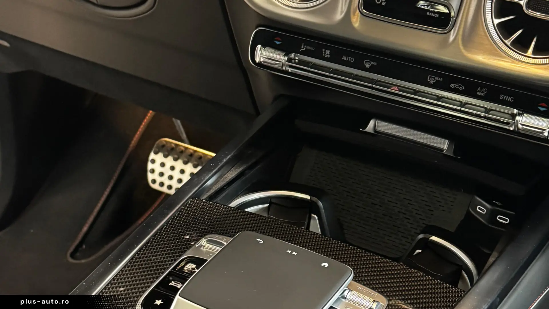 Mercedes-Benz G63 AMG Manufaktur   Finanțare Leasing