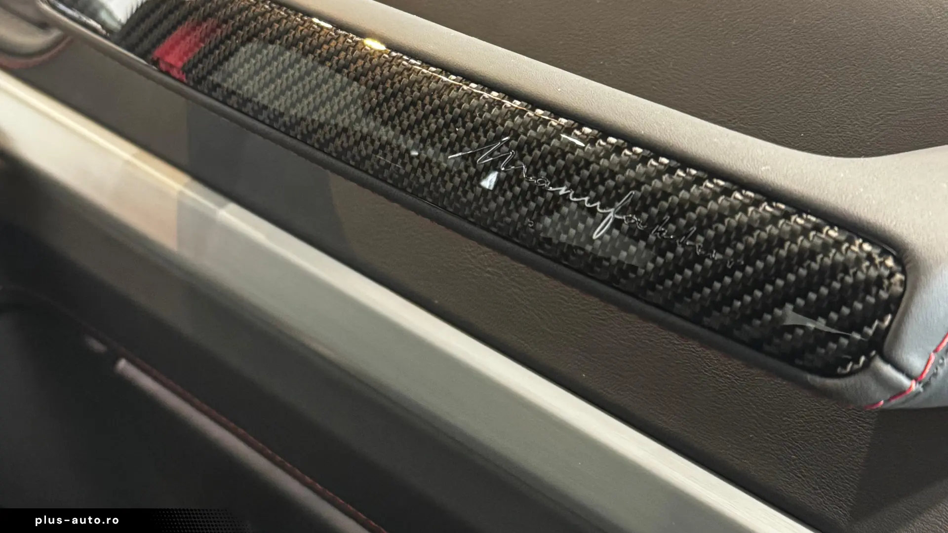 Mercedes-Benz G63 AMG Manufaktur   Finanțare Leasing