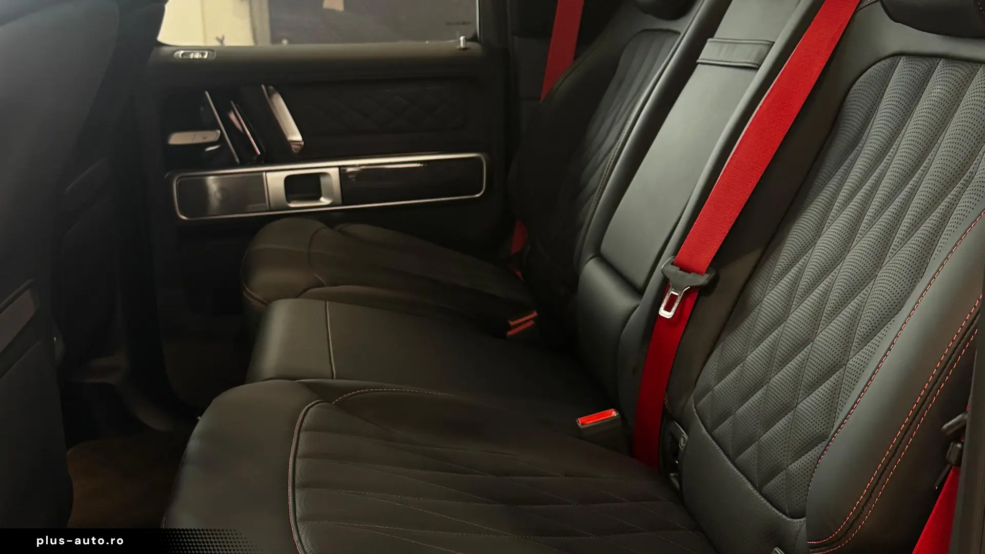 Mercedes-Benz G63 AMG Manufaktur   Finanțare Leasing