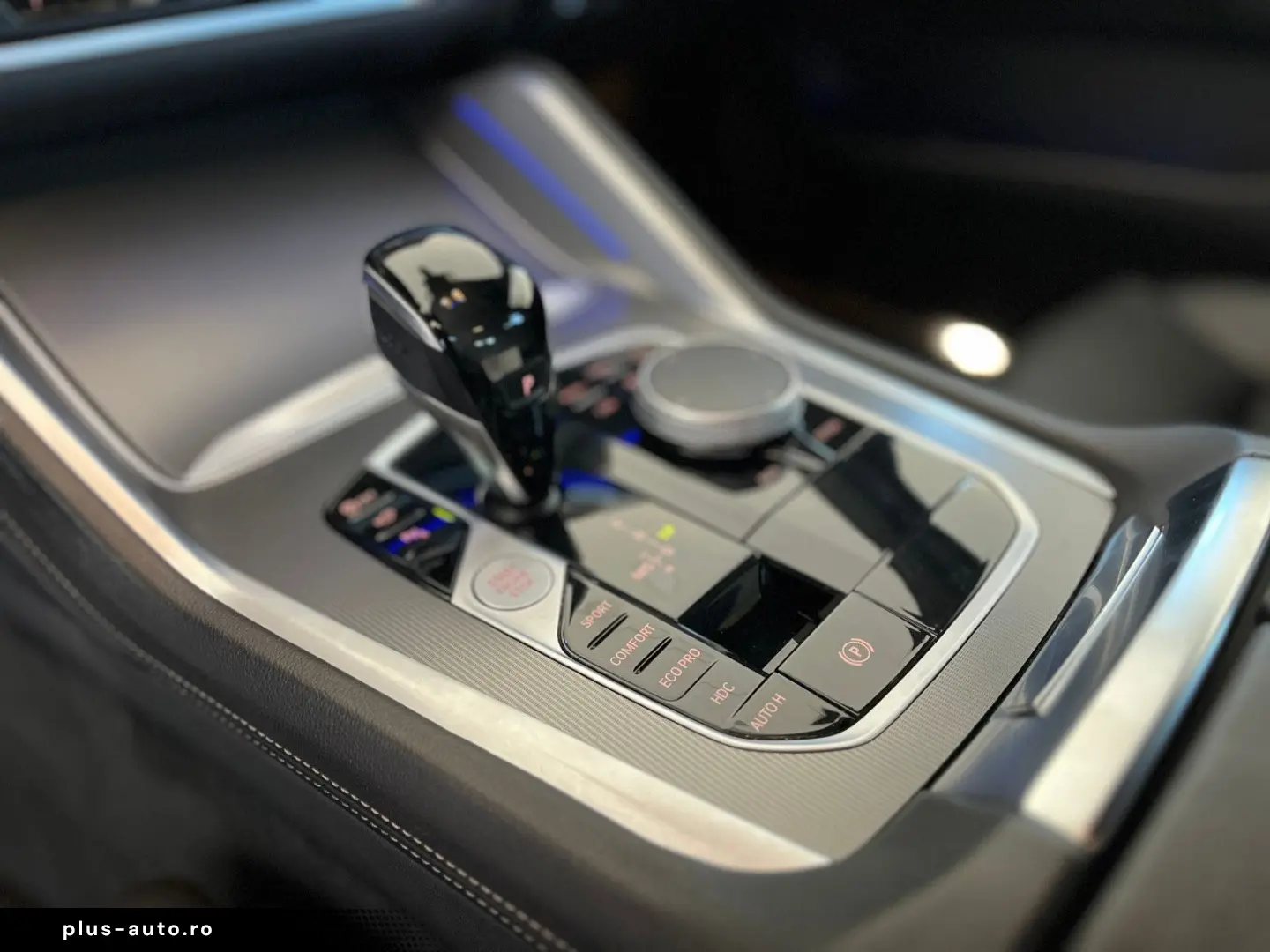BMW X6 xDr30d MSpo DAProf 360 DisplayKey IconicGlow