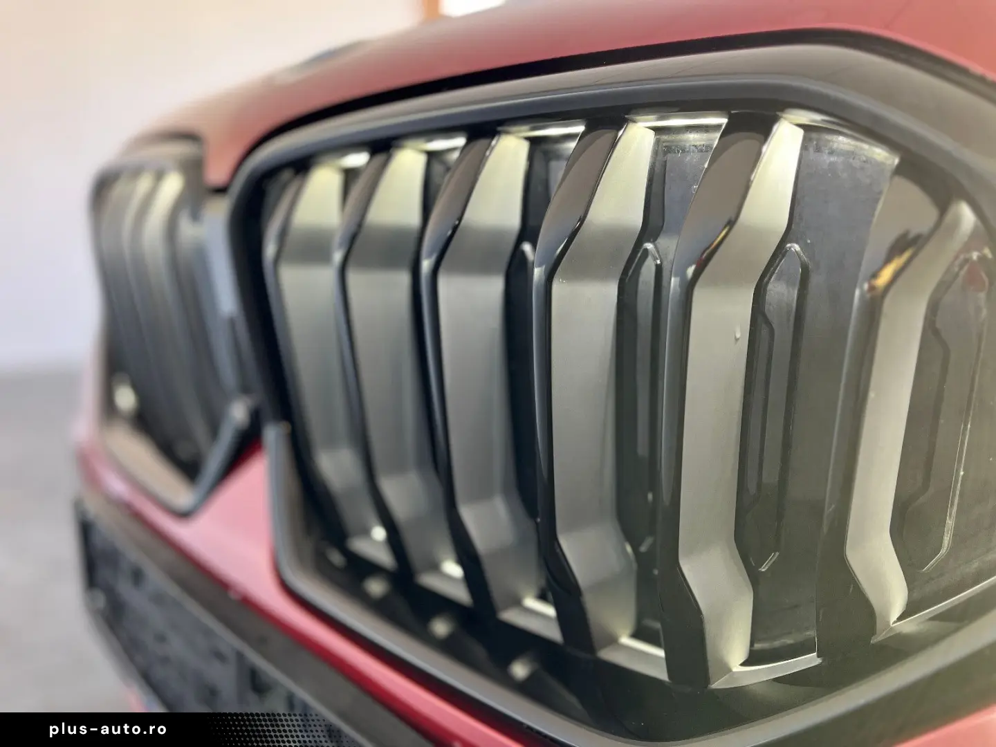 BMW X6 xDr30d MSpo DAProf 360 DisplayKey IconicGlow