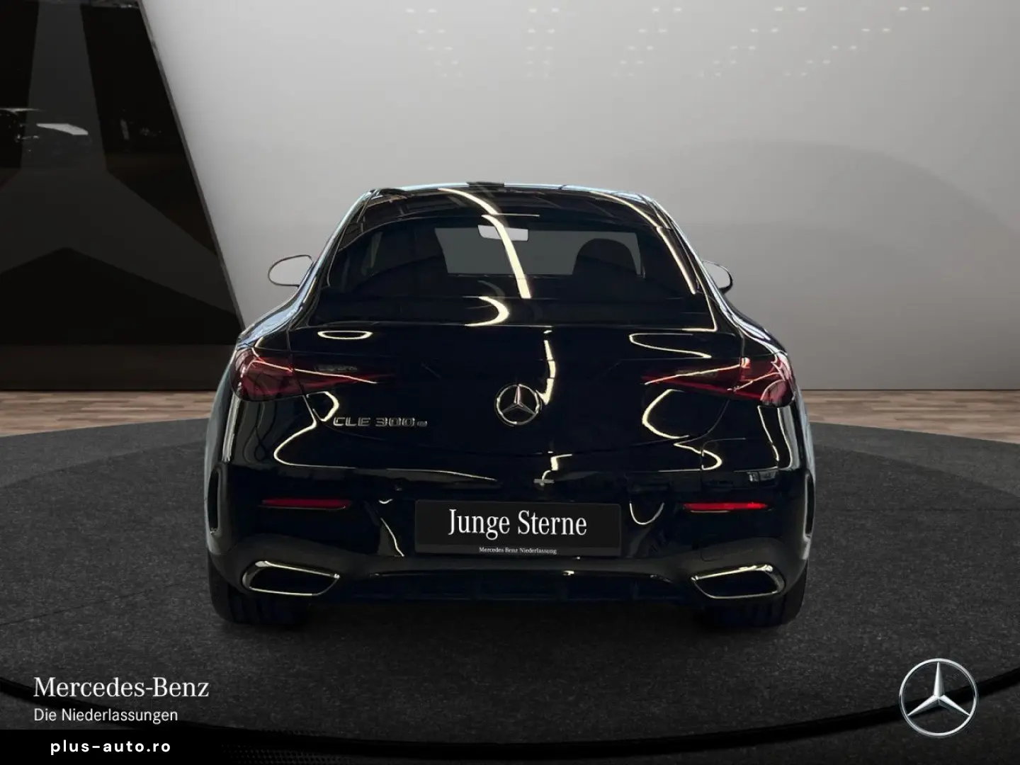 MERCEDES-BENZ CLE 300 e AMG Premium  Pano HUD Digital Night