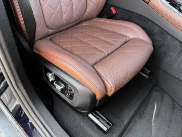 BMW X6 xDr30d Massage Ventilation 360