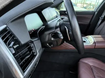 BMW X6 xDr30d Massage Ventilation 360