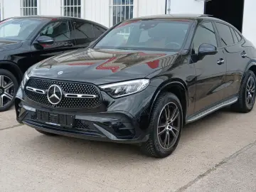 MERCEDES-BENZ GLC300e AMG Coupe 4M_360_KeylessGo_Burmester_