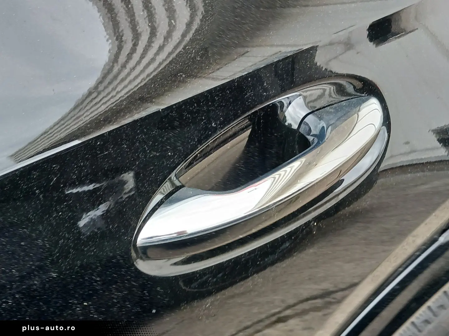MERCEDES-BENZ GLC300e AMG Coupe 4M_360_KeylessGo_Burmester_