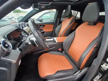MERCEDES-BENZ GLC300e AMG Coupe 4M_360_KeylessGo_Burmester_