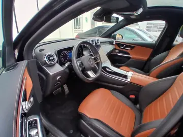 MERCEDES-BENZ GLC300e AMG Coupe 4M_360_KeylessGo_Burmester_