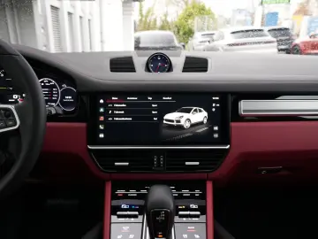 PORSCHE E-Hybrid Coupé PLATINUM-SPORTDESIGN-ACC-AHK-VOLL