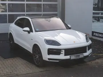 PORSCHE Cayenne Coupe E-Hybrid Luft AHK BOSE HEAD UP INN