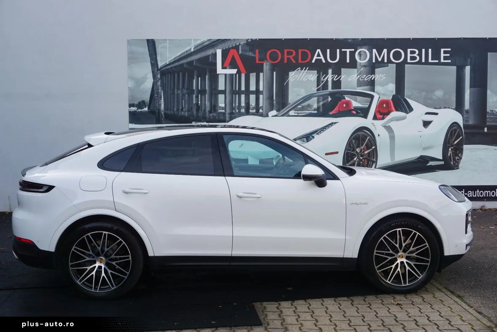 PORSCHE Cayenne Coupe E-Hybrid Luft AHK BOSE HEAD UP INN
