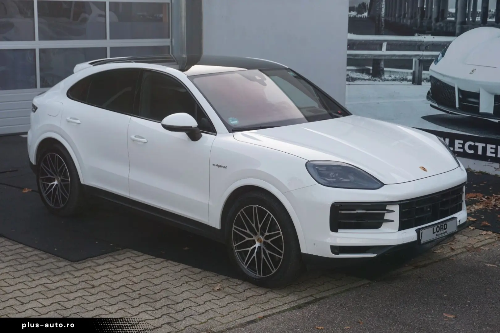 PORSCHE Cayenne Coupe E-Hybrid Luft AHK BOSE HEAD UP INN