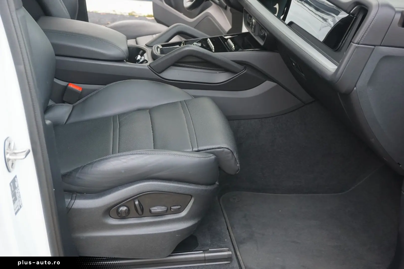 PORSCHE Cayenne Coupe E-Hybrid Luft AHK BOSE HEAD UP INN