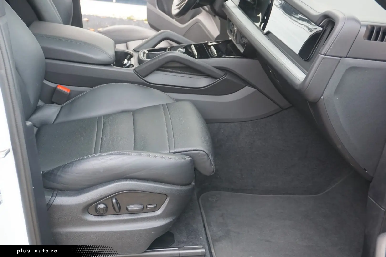 PORSCHE Cayenne Coupe E-Hybrid Luft AHK BOSE HEAD UP INN