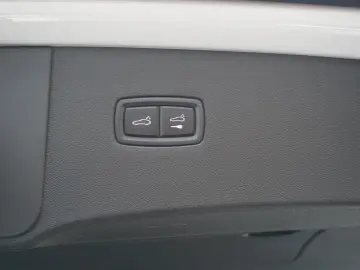 PORSCHE Cayenne Coupe E-Hybrid Luft AHK BOSE HEAD UP INN
