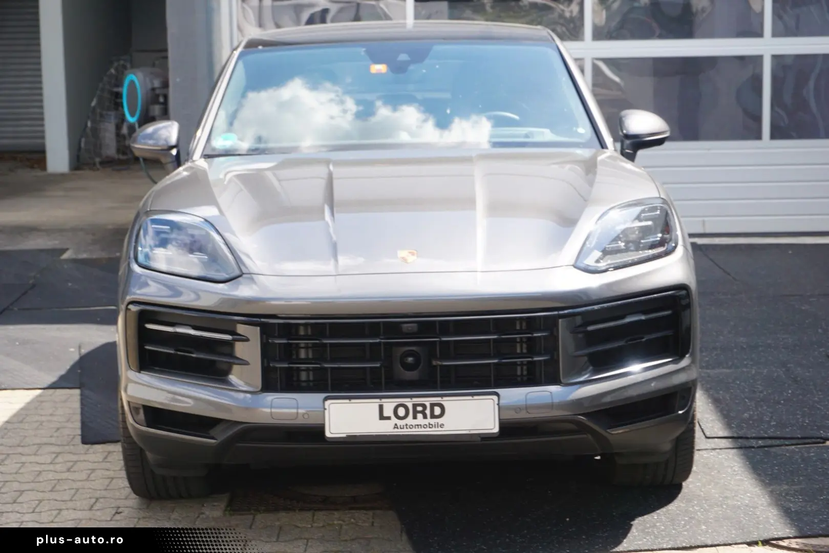 PORSCHE Cayenne Coupe E-Hybrid HAL AHK BOSE INNO Mod2025