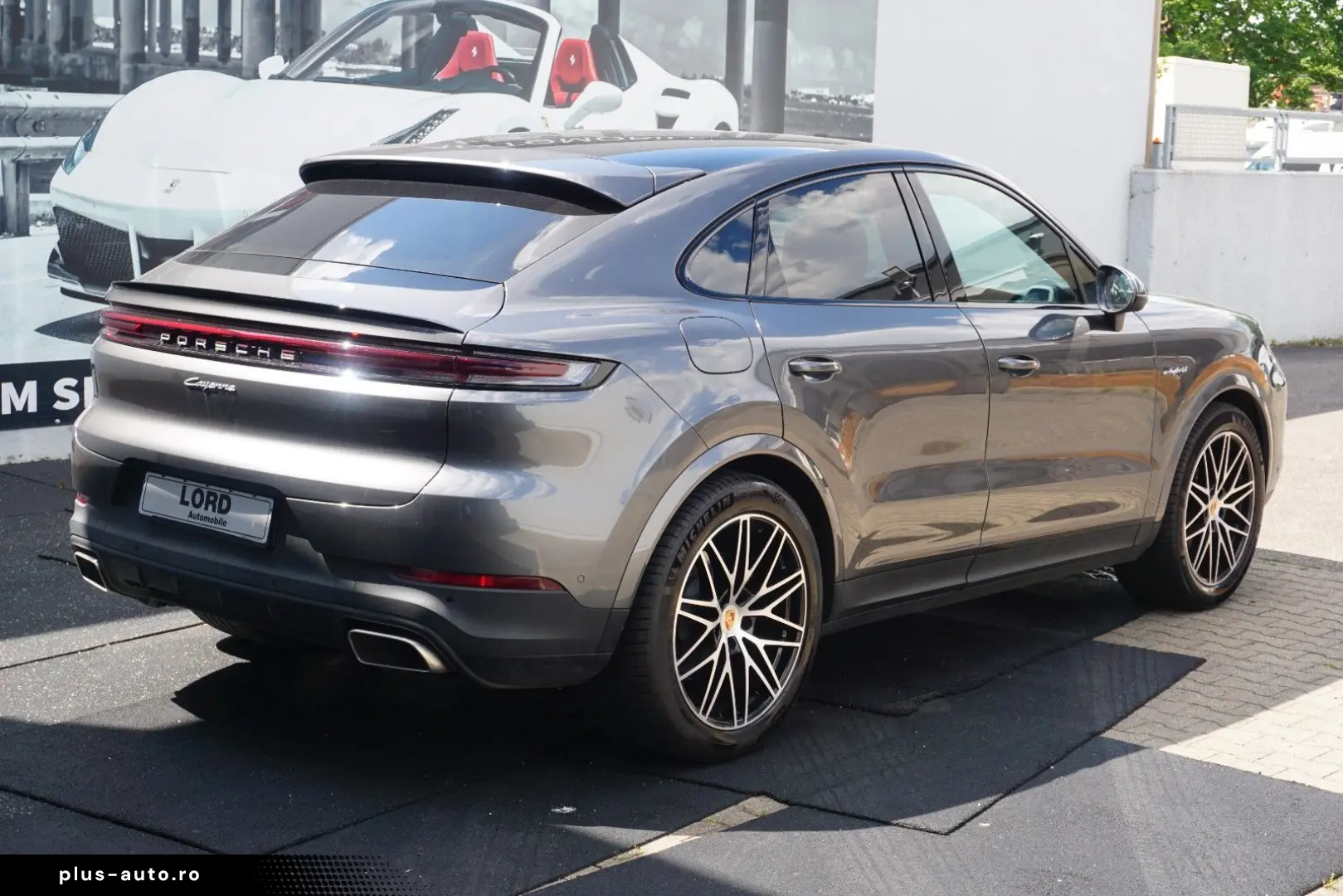 PORSCHE Cayenne Coupe E-Hybrid HAL AHK BOSE INNO Mod2025