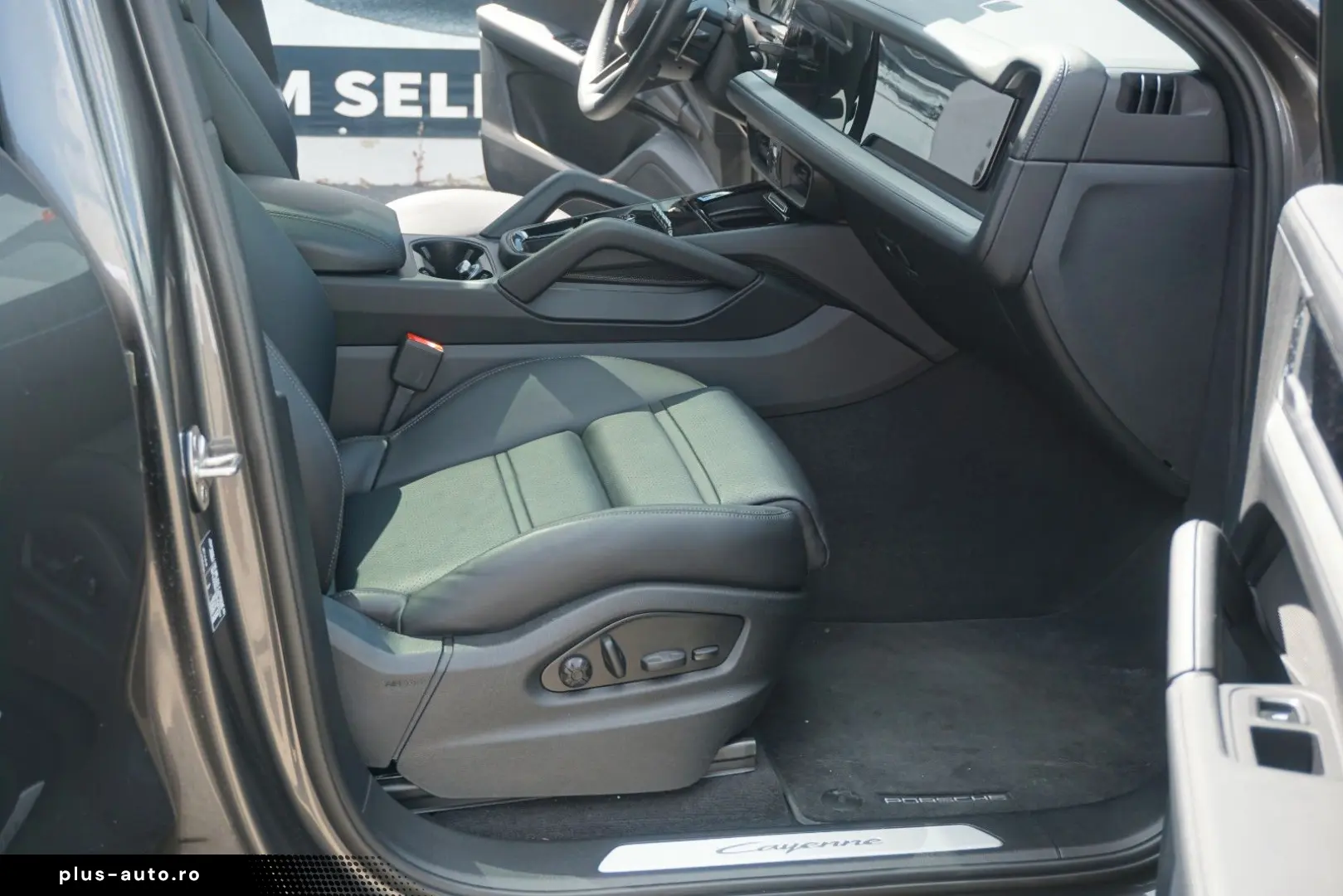 PORSCHE Cayenne Coupe E-Hybrid HAL AHK BOSE INNO Mod2025