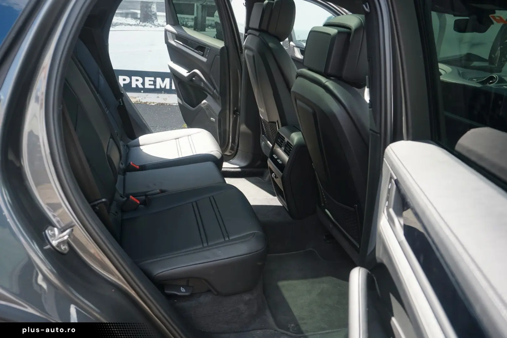 PORSCHE Cayenne Coupe E-Hybrid HAL AHK BOSE INNO Mod2025