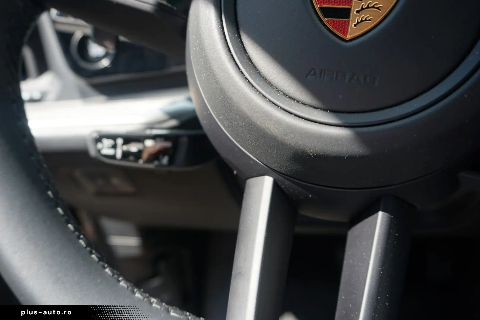 PORSCHE Cayenne Coupe E-Hybrid HAL AHK BOSE INNO Mod2025