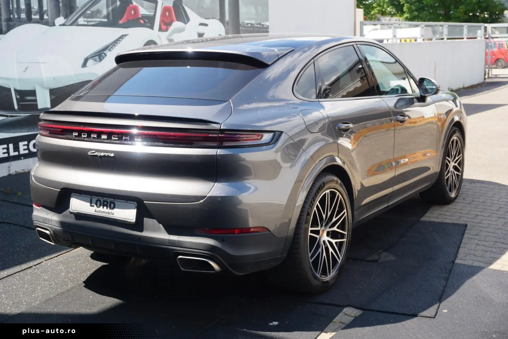 PORSCHE Cayenne Coupe E-Hybrid HAL AHK BOSE INNO Mod2025