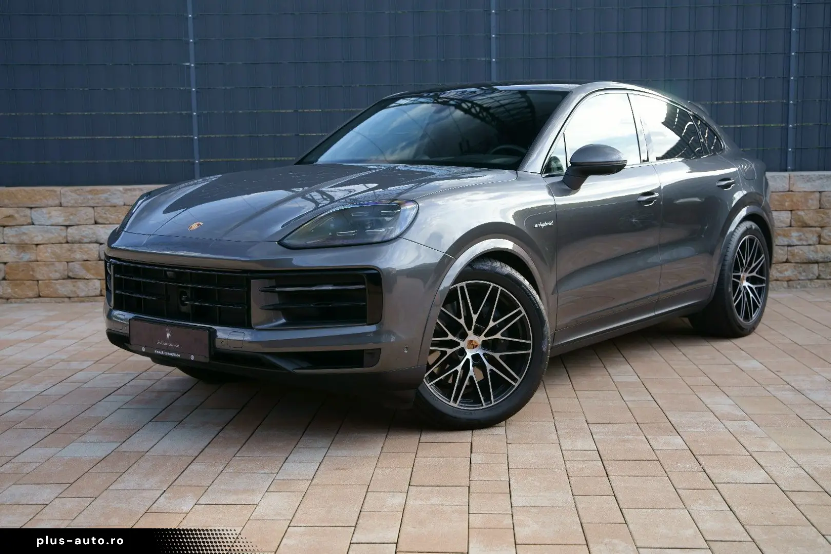 PORSCHE Cayenne Coupe E-Hybrid  18W. HEAD-UP INNO